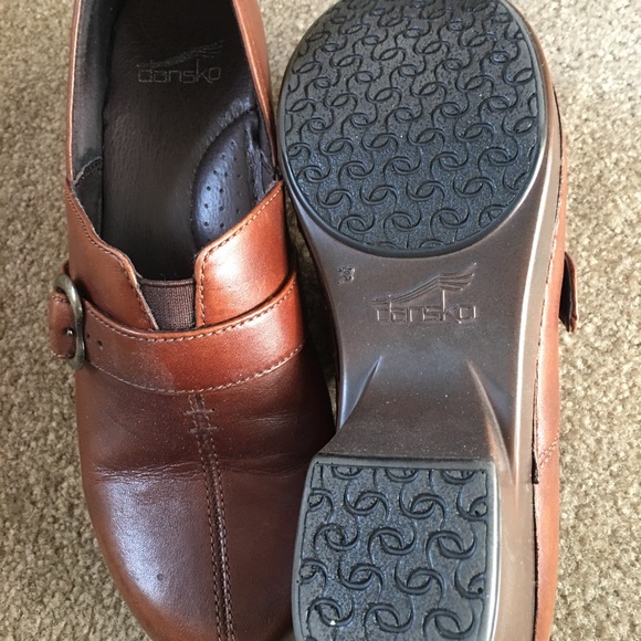 Shoes - Picture 2 of 3